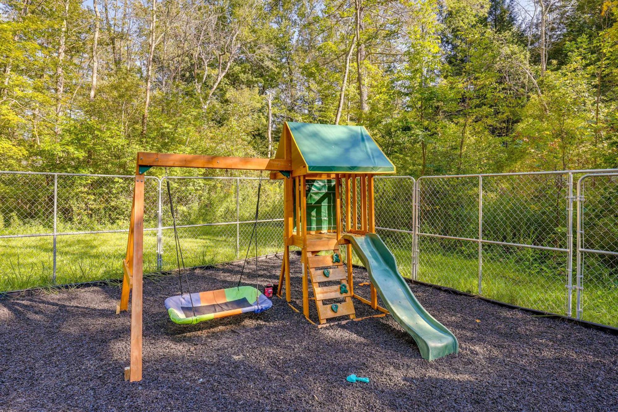 Family-friendly 9 Mi To Ithaca! Appartement